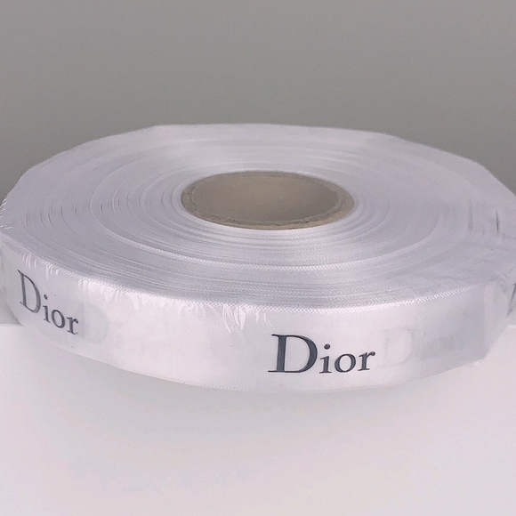Christian Dior White Satin Ribbon 2cm • SOLD BY THE YARD • Authentic Dior - Picture 4 of 4